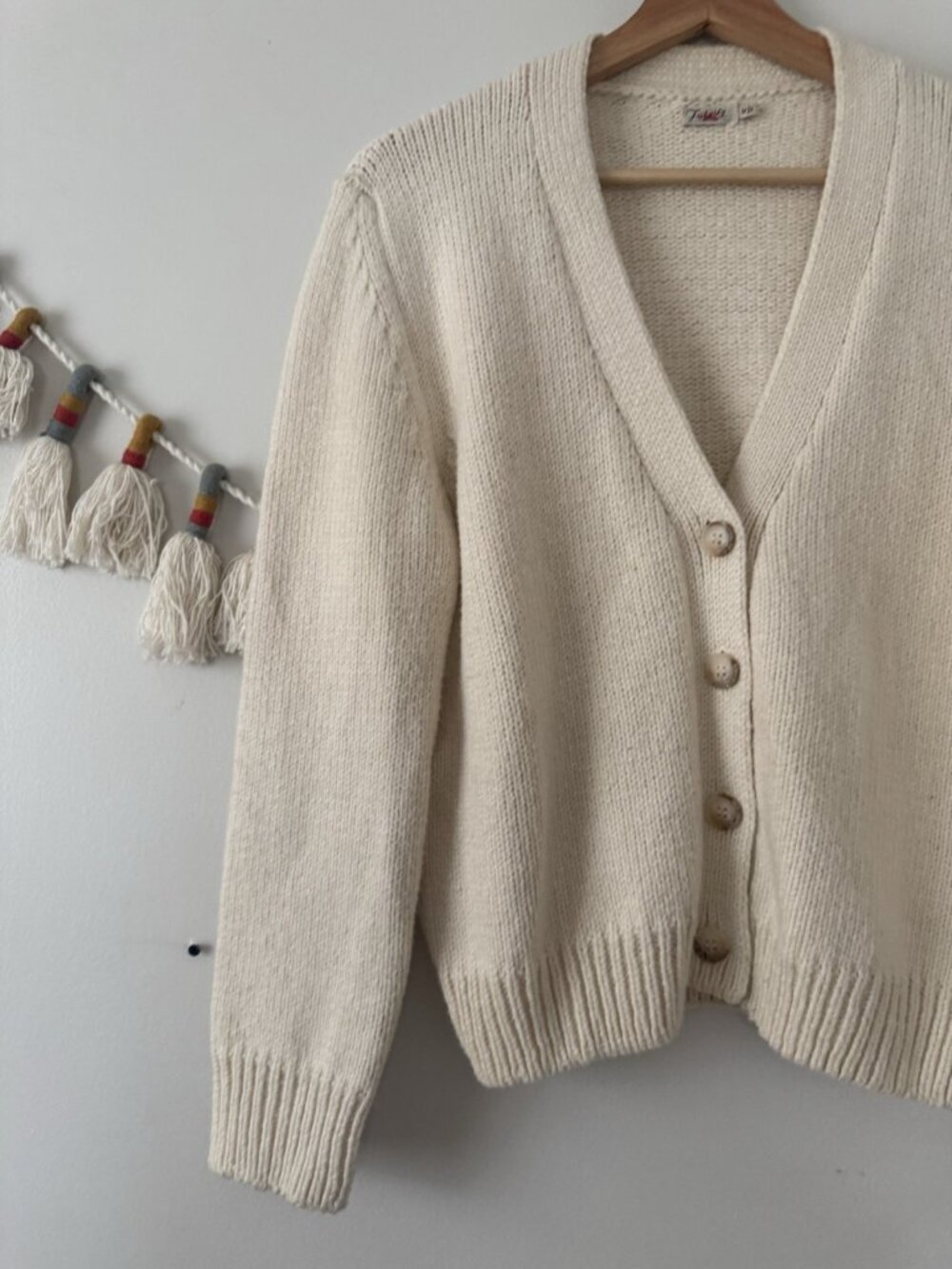 Faherty Cuddle Cardigan Raglan Sleeve Neutral Ivory Button Front Cottage Cozy M - Picture 9 of 10